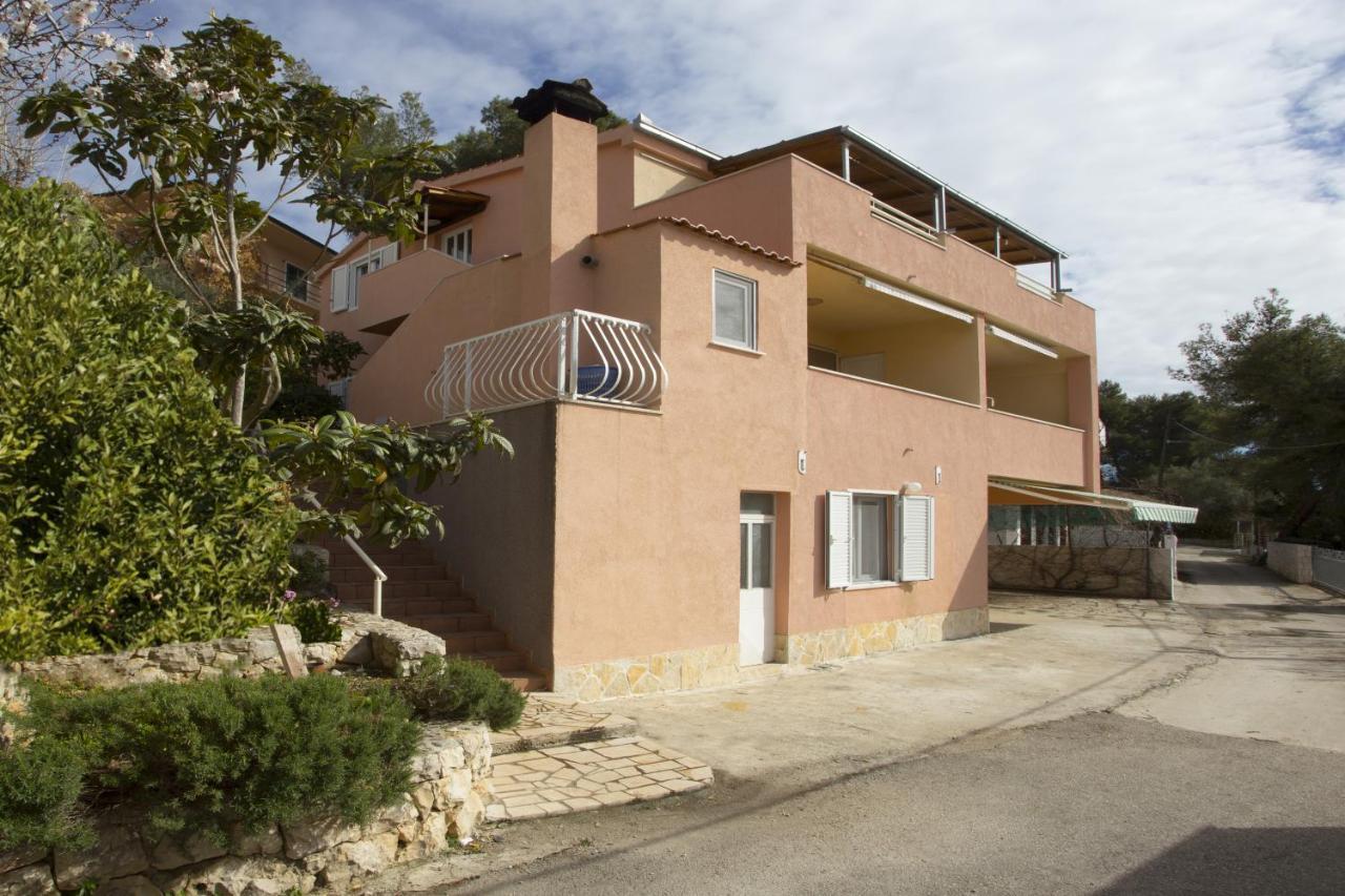 Apartments By The Sea Mavarstica, Ciovo - 12696 Trogir Extérieur photo