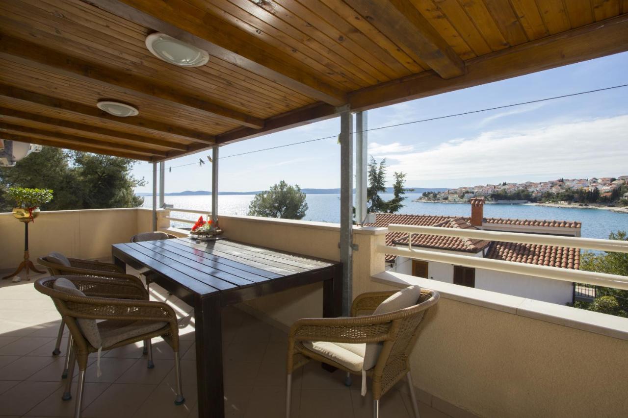 Apartments By The Sea Mavarstica, Ciovo - 12696 Trogir Extérieur photo